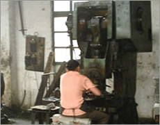 ���޽��̼�